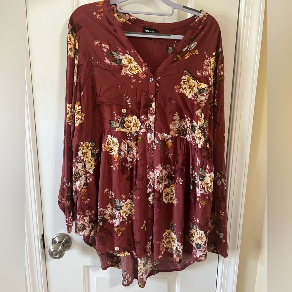 Floral Torrid tunic blouse